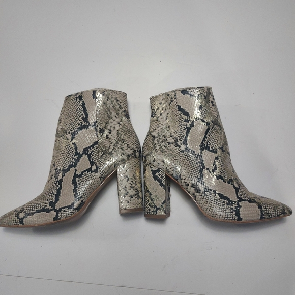 ALDO Snake Skin Print Bootie Size 8M - Picture 3 of 14